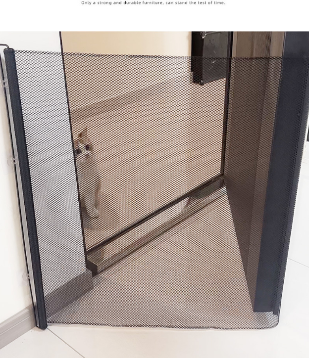 Retractable Pet Safety Gate 110 x 78cm
